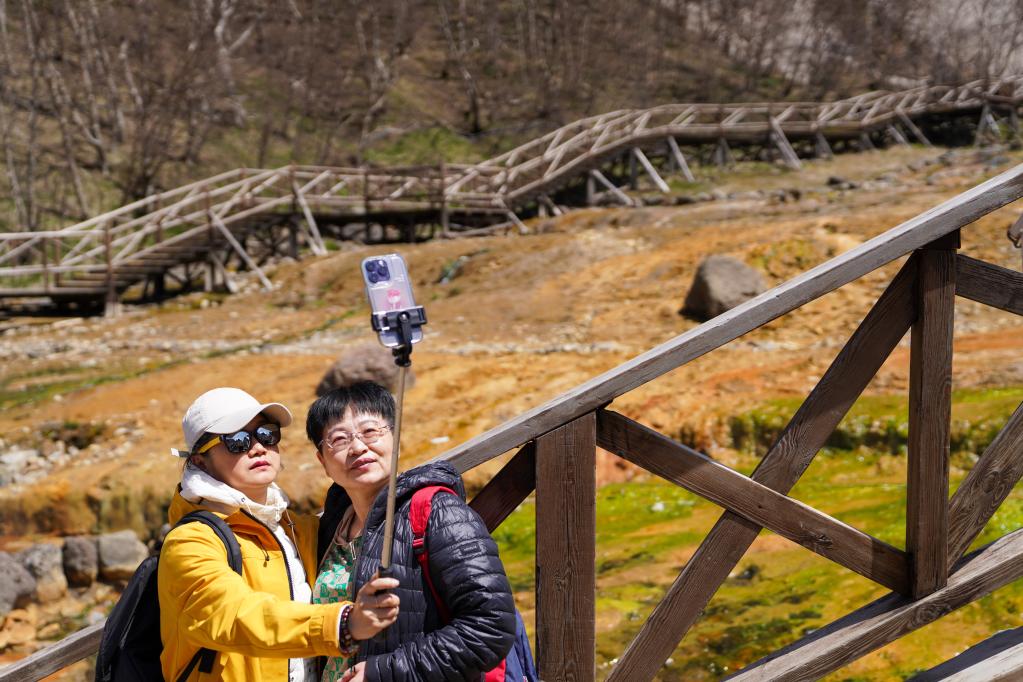 長白山五月人氣旺