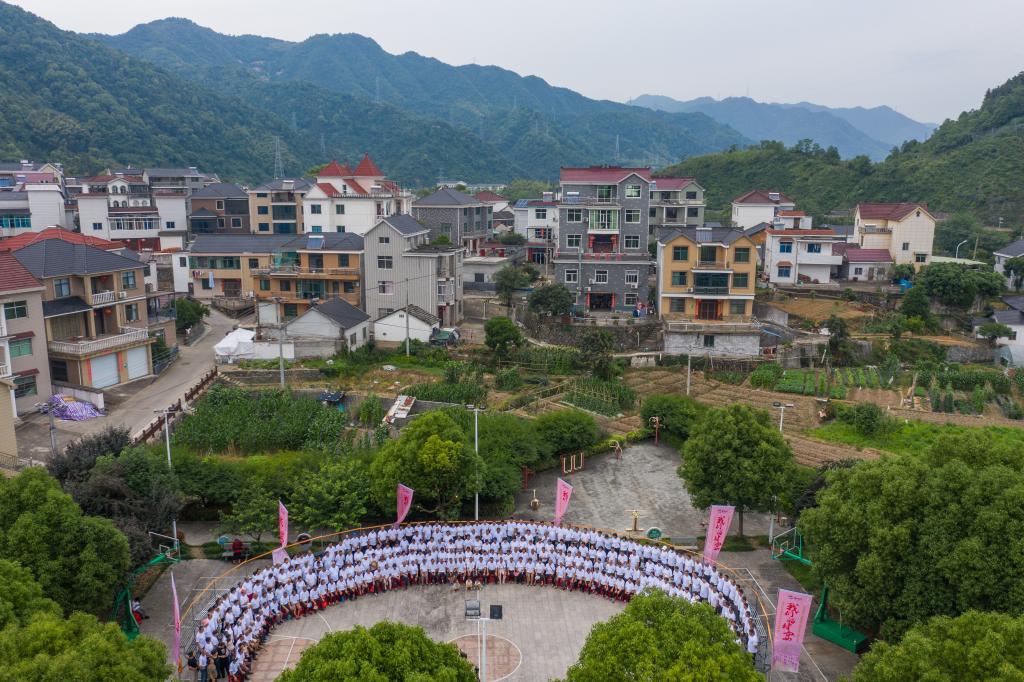 浙江建德：美麗鄉村舉行“全村福·我們的村宴”特色活動